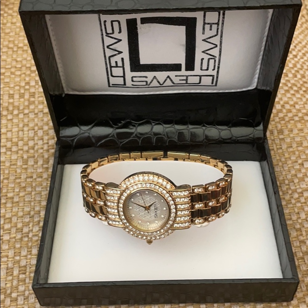 LOEWS Gold Crystal Watch